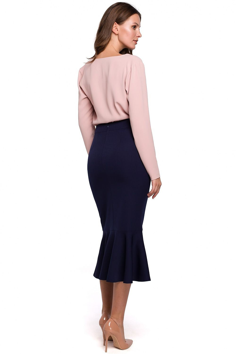 Jupe midi bleue fendue élégante, coupe sirène avec bas évasé, idéale pour un look chic et professionnel.