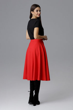 Jupe midi évasée rouge élégante pour un style chic et féminin, parfaite pour diverses occasions.